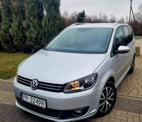 lubelskie Volkswagen Touran cena 32900 przebieg: 261000, rok produkcji 2013 z Mrocza